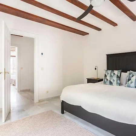 Stylish Spanish 3 Bd Townhouse On The Golden Mile Villa *